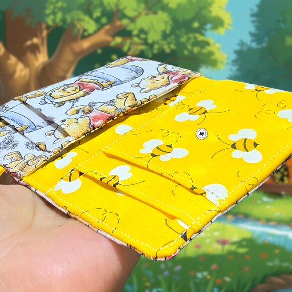 Handmade Winnie The Pooh Fabric Card Wallet with Keyring - Picture 3 of 5